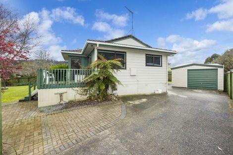 Photo of property in 3 Topaz Street, Birchville, Upper Hutt, 5018
