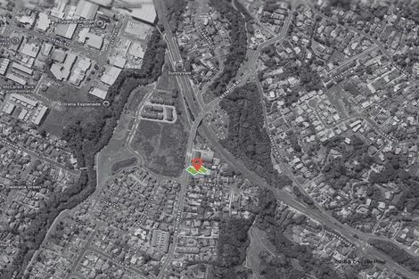 Photo of property in 38d Seymour Road, Sunnyvale, Auckland, 0612