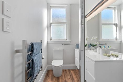 Photo of property in 23 Elizabeth Street, Mount Victoria, Wellington, 6011
