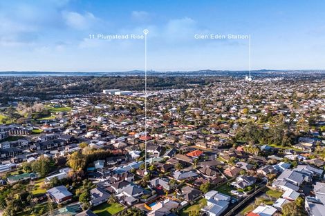 Photo of property in 11 Plumstead Rise, Glen Eden, Auckland, 0602