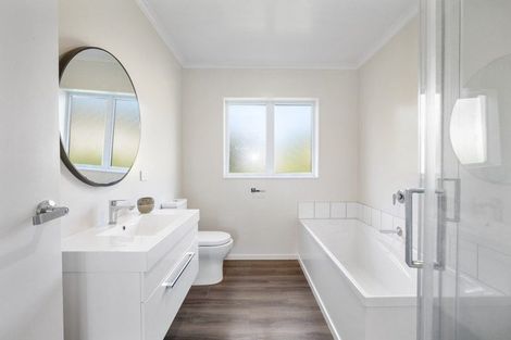 Photo of property in 34 Trelawny Terrace, Grenada Village, Wellington, 6037