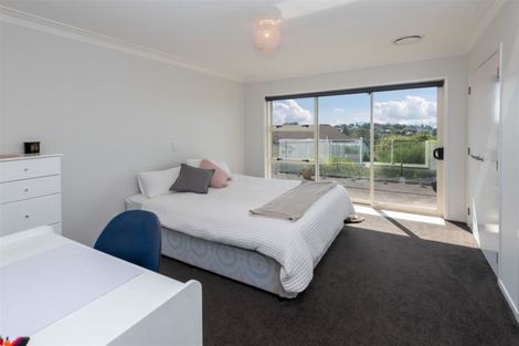 Photo of property in 7 Paisley Street, Mellons Bay, Auckland, 2014