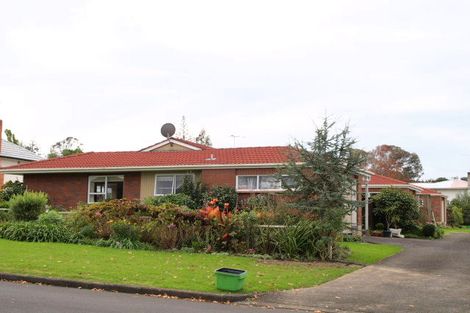 Photo of property in 1/74 Howe Street, Howick, Auckland, 2014