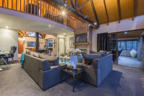 Photo of property in 17 Roger Guy Place, Welcome Bay, Tauranga, 3175