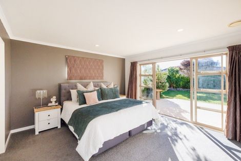 Photo of property in 165 Pacific Drive, Fitzherbert, Palmerston North, 4410