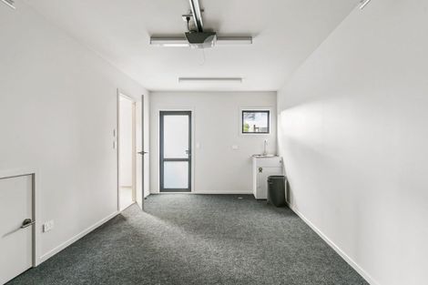 Photo of property in 365c Karori Road, Karori, Wellington, 6012