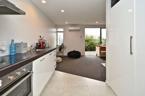 Photo of property in 9/318 Barbadoes Street, Christchurch Central, Christchurch, 8011