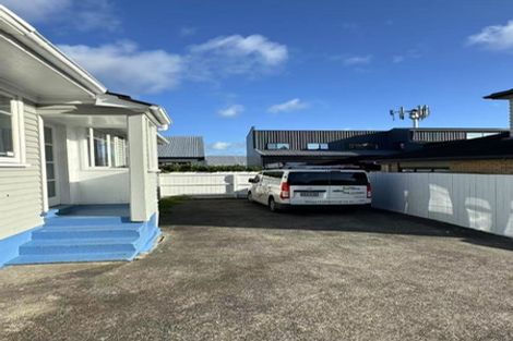 Photo of property in 57 Hayr Road, Three Kings, Auckland, 1042