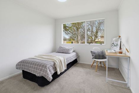 Photo of property in 18 Capri Place, Awapuni, Palmerston North, 4412
