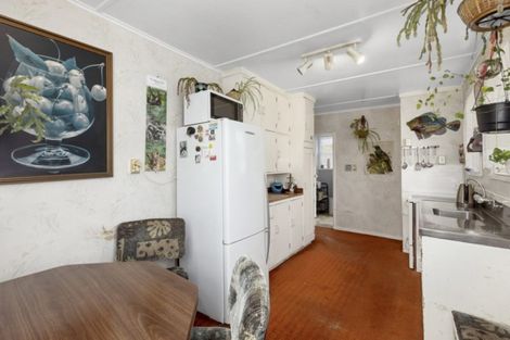 Photo of property in 20 Gibson Crescent, Naenae, Lower Hutt, 5011