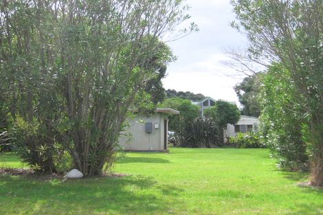 Photo of property in 19 Dawn Avenue, Hahei, Whitianga, 3591
