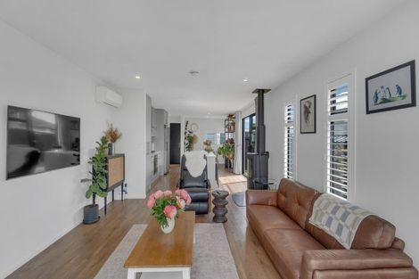 Photo of property in 11 John Raven Lane, Woodend, 7610