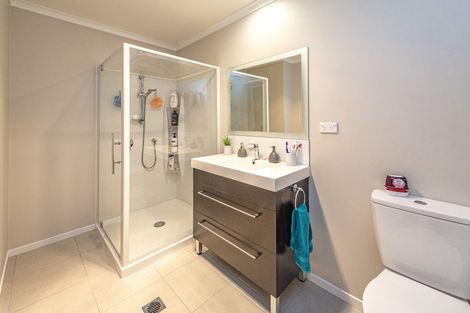 Photo of property in Caversham Park, 2/19 Caversham Road, Westmere, Whanganui, 4501