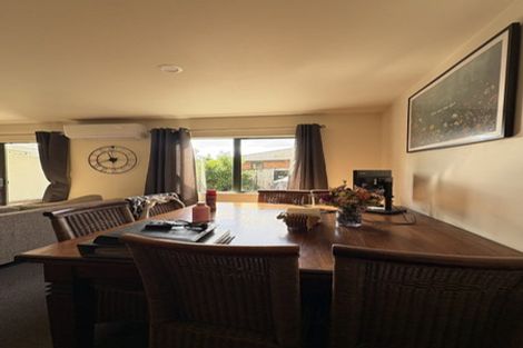 Photo of property in 8/3 Orwell Road, Greenhithe, Auckland, 0632