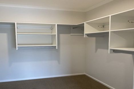 Photo of property in 2/18 Pickering Crescent, Chedworth, Hamilton, 3210