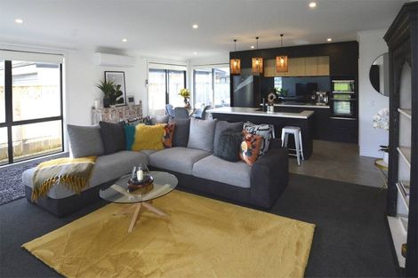 Photo of property in 27 Kuini Place, Motueka, 7120