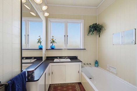 Photo of property in 49 Lune Street, South Hill, Oamaru, 9400