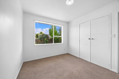 Photo of property in 13 Booralee Avenue, Botany Downs, Auckland, 2010