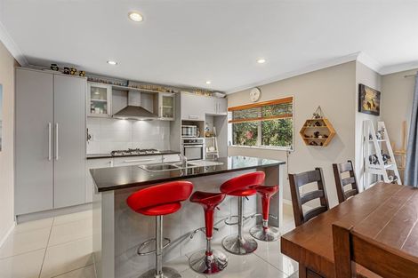 Photo of property in 45 Te Otinga Place, Pyes Pa, Tauranga, 3112