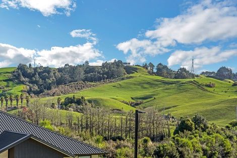 Photo of property in 40 Leathem Crescent, Pokeno, 2402