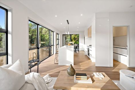 Photo of property in 26b Gulf Harbour Drive, Gulf Harbour, Whangaparaoa, 0930