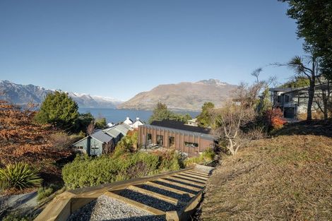 Photo of property in 5c Aspen Grove, Fernhill, Queenstown, 9300