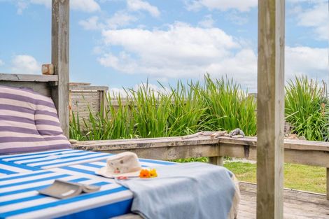 Photo of property in 579b Pukehina Parade, Pukehina, 3189