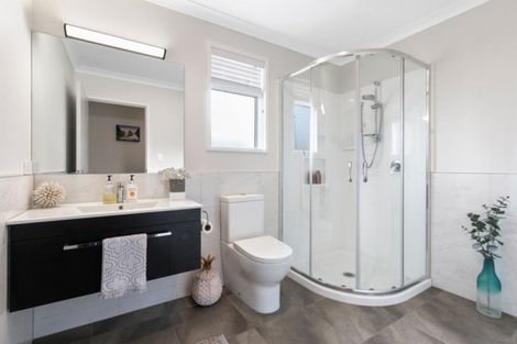 Photo of property in 89 Bert Wall Drive, Omokoroa, 3114