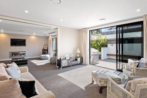 Photo of property in 19 Bluestone Drive, Parklands, Christchurch, 8083