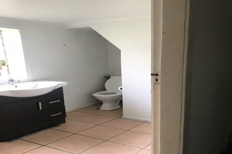 Photo of property in 233 Portage Road, Green Bay, Auckland, 0604