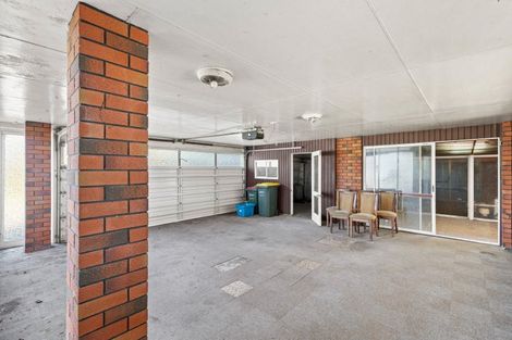 Photo of property in 310 Paraite Road, Paraite, New Plymouth, 4373