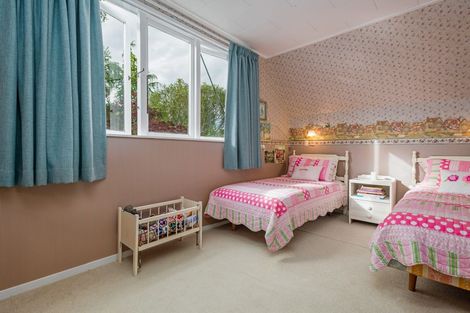 Photo of property in 35 Wanganui Road, Marton, 4710