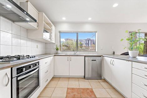 Photo of property in 1/238 Botany Road, Golflands, Auckland, 2013