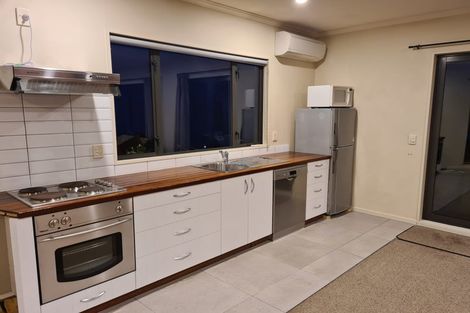 Photo of property in 7 Lochy Road, Fernhill, Queenstown, 9300