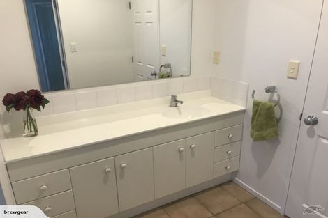 Photo of property in 20 Widdison Place, Albany, Auckland, 0632