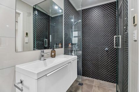 Photo of property in 187a Wallace Road, Mangere Bridge, Auckland, 2022