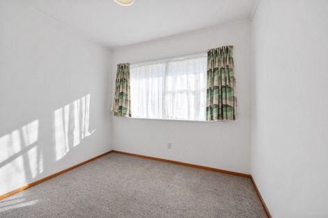 Photo of property in 84 Barrys Road, Glendene, Auckland, 0602