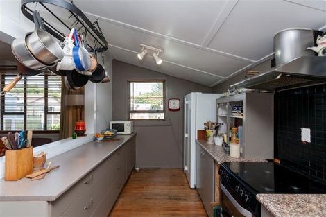 Photo of property in 21 Gilbert Street, New Plymouth, 4310