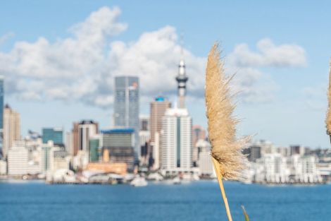 Photo of property in 7 Queens Parade, Devonport, Auckland, 0624