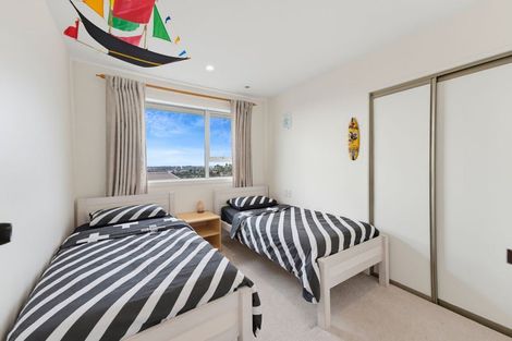 Photo of property in 1/14a Millhill Lane, Huntsbury, Christchurch, 8022