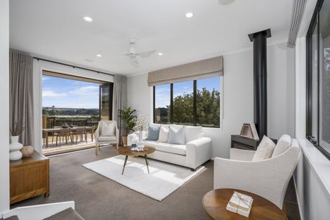 Photo of property in 2 Carex Close, Pyes Pa, Tauranga, 3112