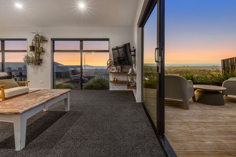 Photo of property in 47 Wilson Way, Waikanae, 5036