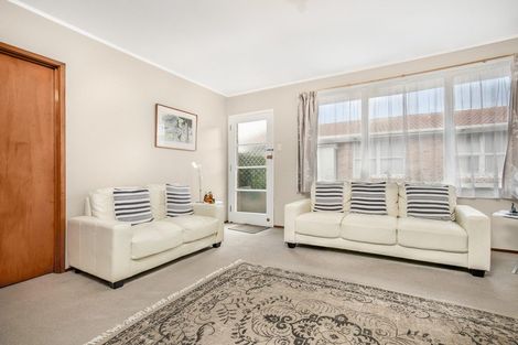 Photo of property in 3/135 Titirangi Road, New Lynn, Auckland, 0600