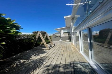 Photo of property in 24 Bevyn Street, Castor Bay, Auckland, 0620