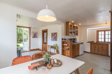 Photo of property in 20 Glendavar Street, Berhampore, Wellington, 6023