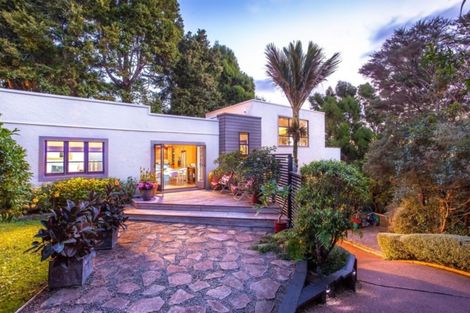 Photo of property in 567 South Titirangi Road, Titirangi, Auckland, 0604