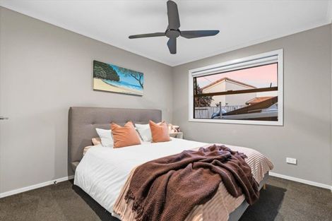 Photo of property in 6 Donelle Place, Te Puke, 3119