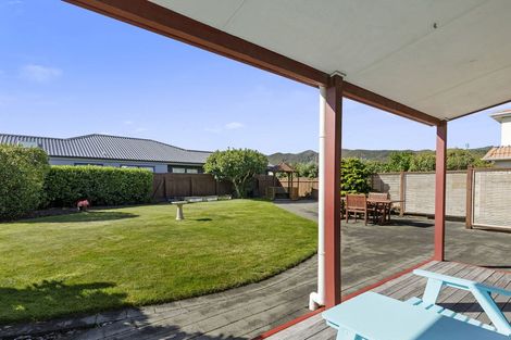 Photo of property in 28 De Menech Grove, Avalon, Lower Hutt, 5011