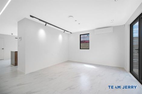 Photo of property in 5 Te Kaapia Road, Papakura, 2110