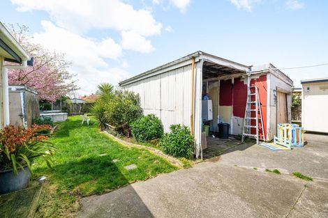 Photo of property in 43 Ross Crescent, Fairfield, Hamilton, 3214